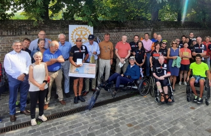 On Sunday 15 of August, we handed over a cheque to the Join2Bike foundation of 5000,- EURO.